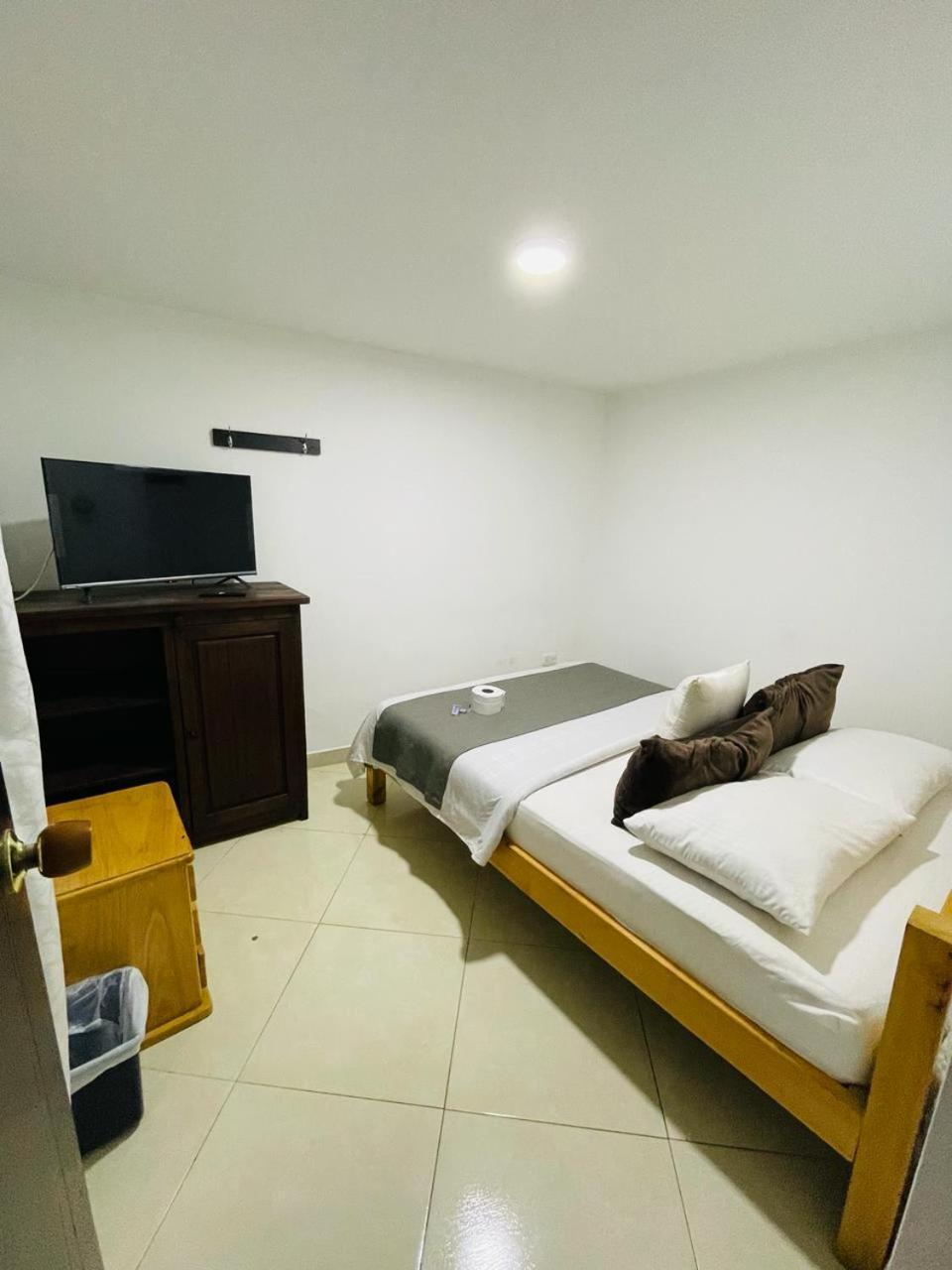 Hotel Colonial El Bosque Dorado 툰하 외부 사진